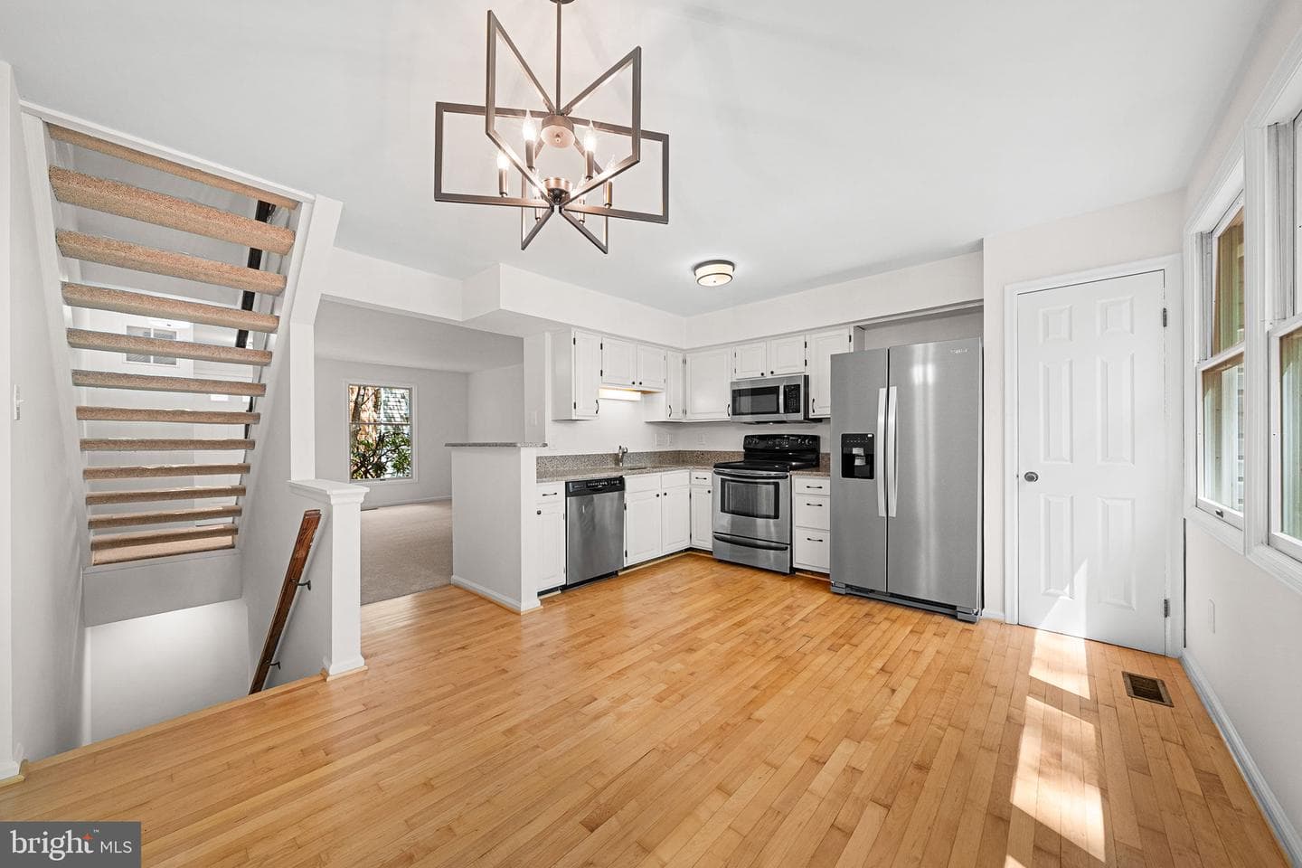 5048 9th Street S photo 12