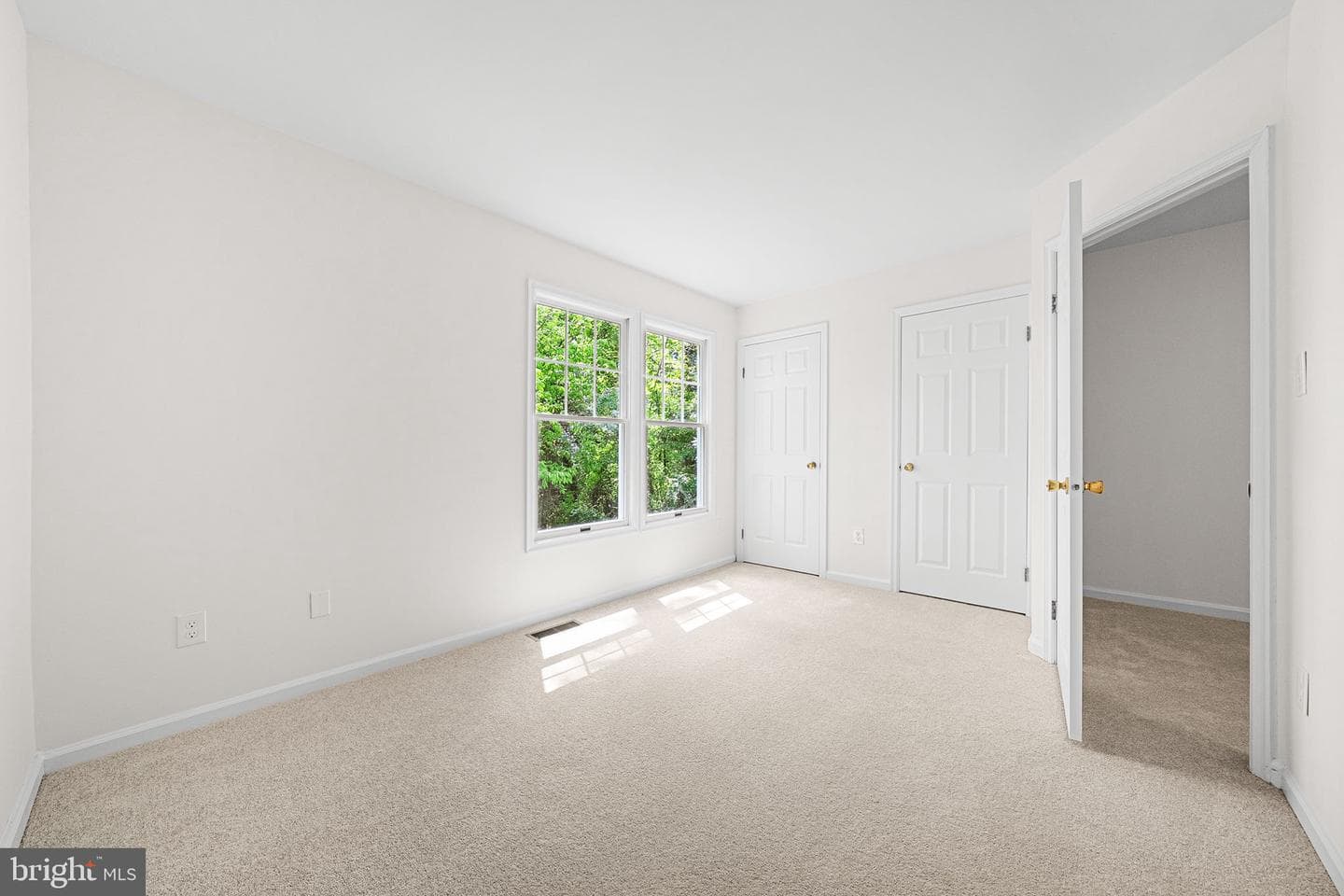 5048 9th Street S photo 19