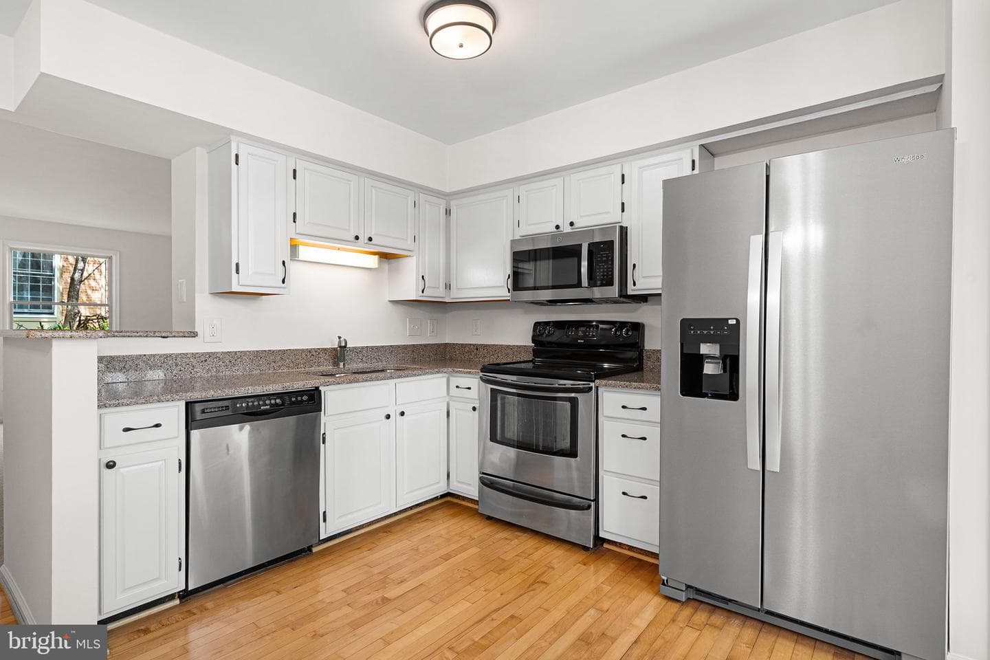 5048 9th Street S photo 8