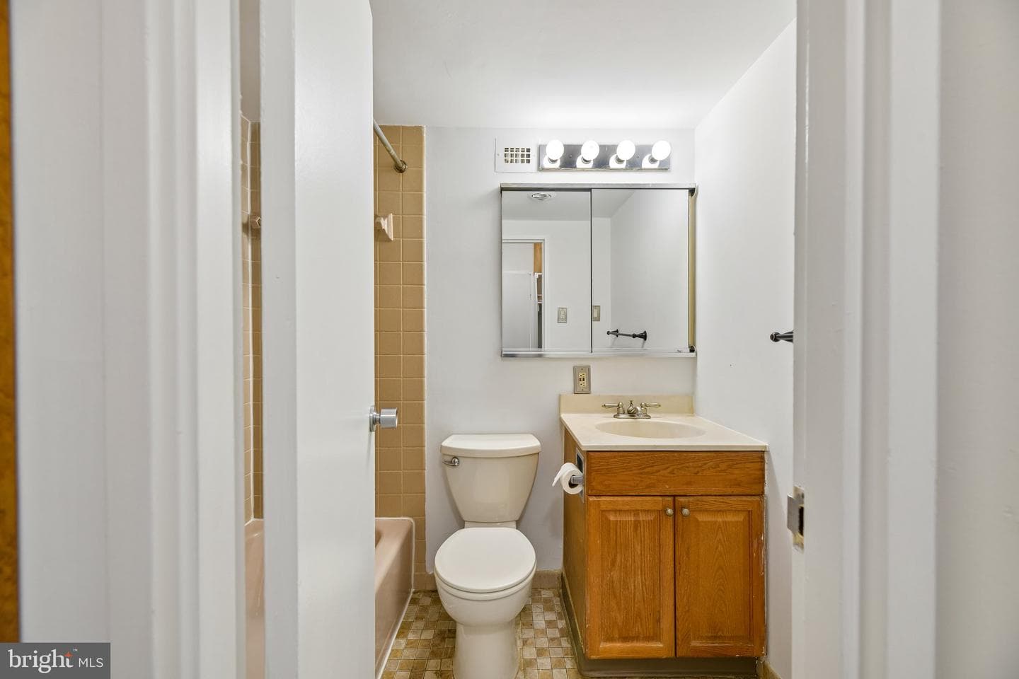 1200 N Nash Street #1109 photo 28