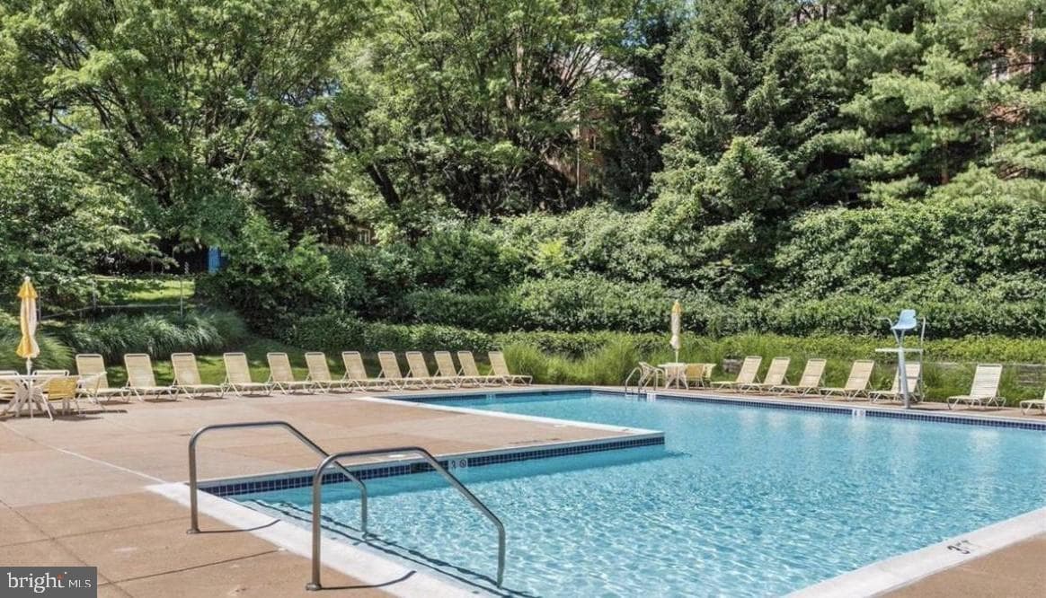 2100 Langston Boulevard #409 photo 34