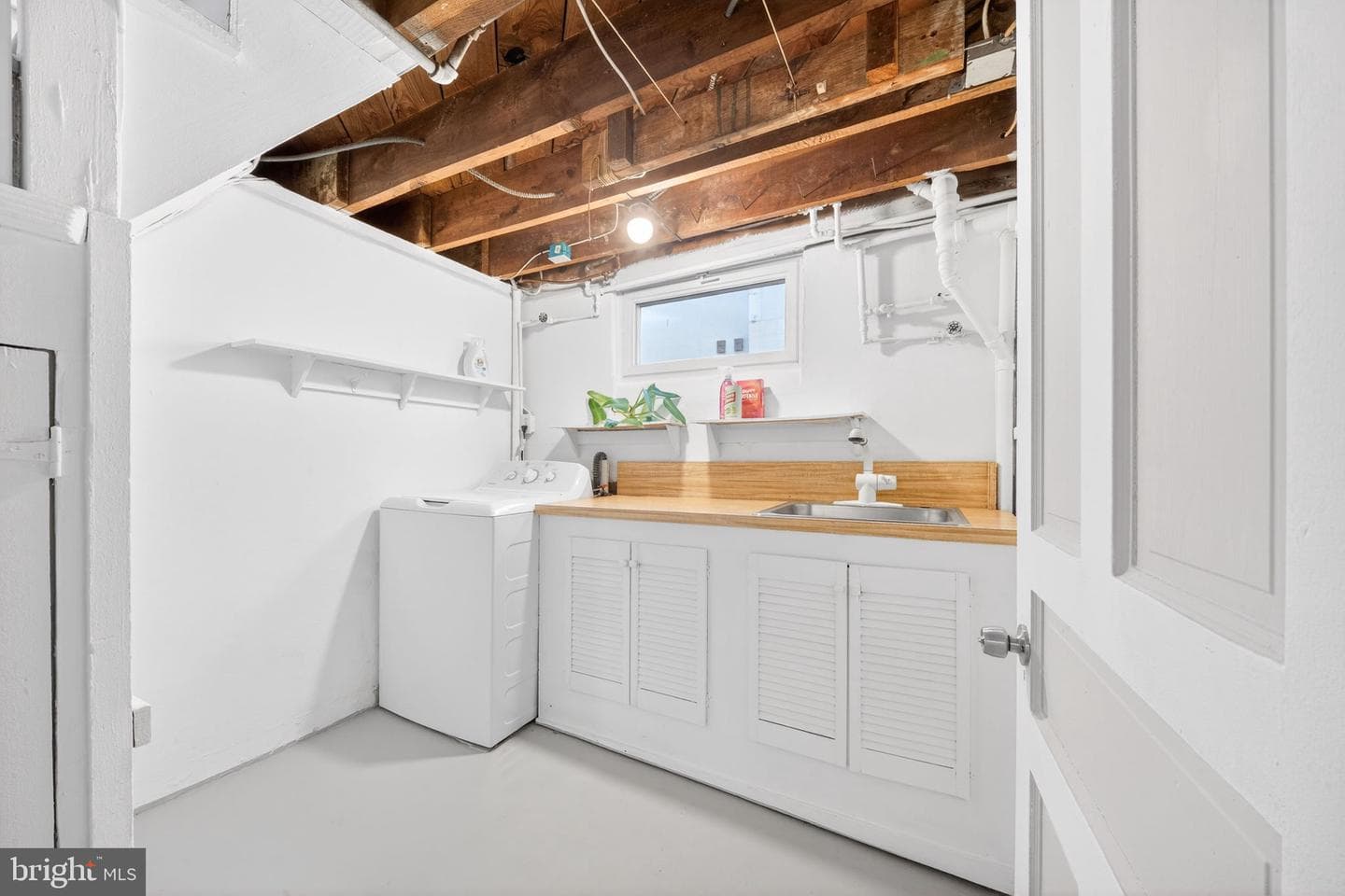 213 S Edgewood Street photo 24