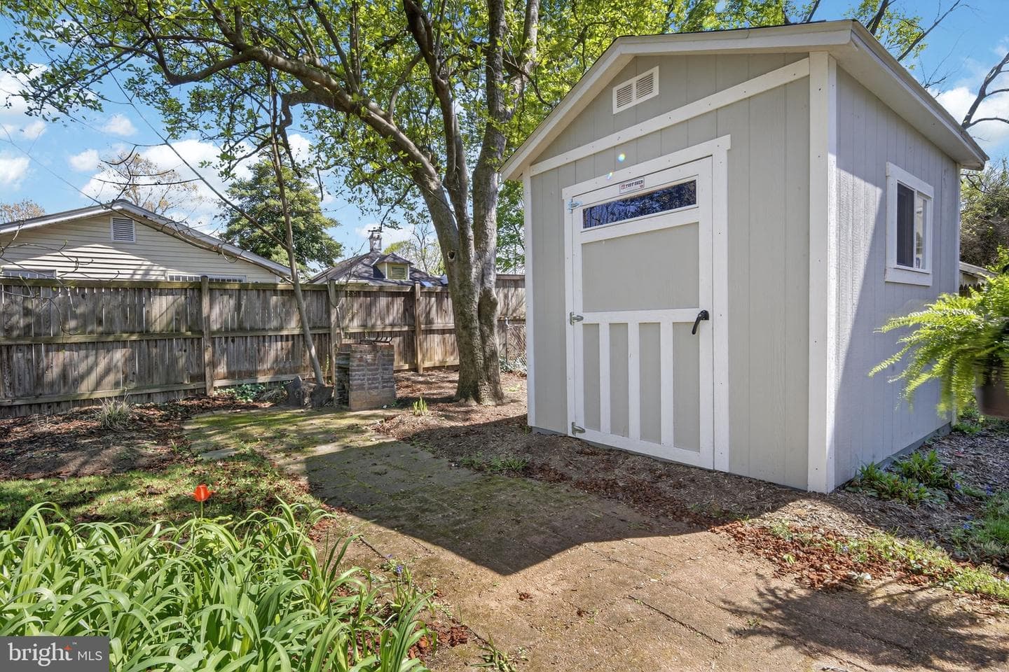 213 S Edgewood Street photo 29
