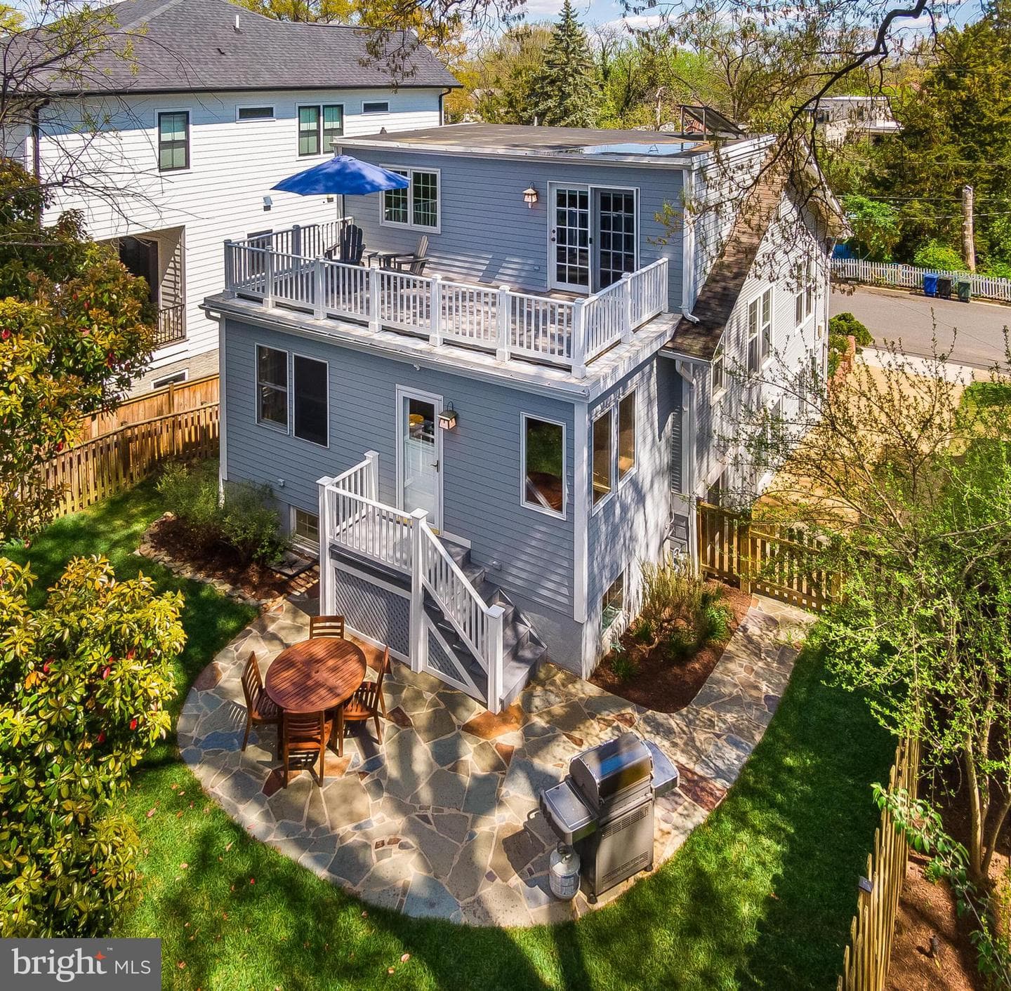1708 N Quebec Street photo 3