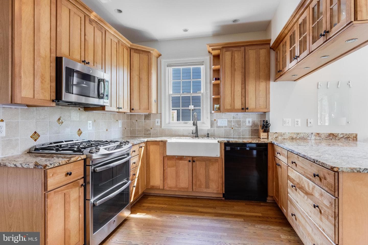 1708 N Quebec Street photo 7