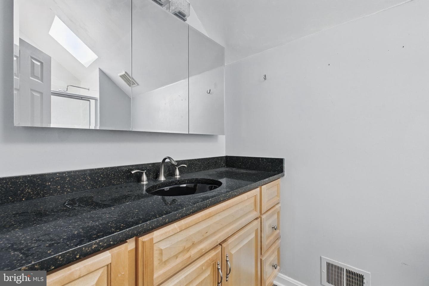 62 N Bedford Street #62b photo 17