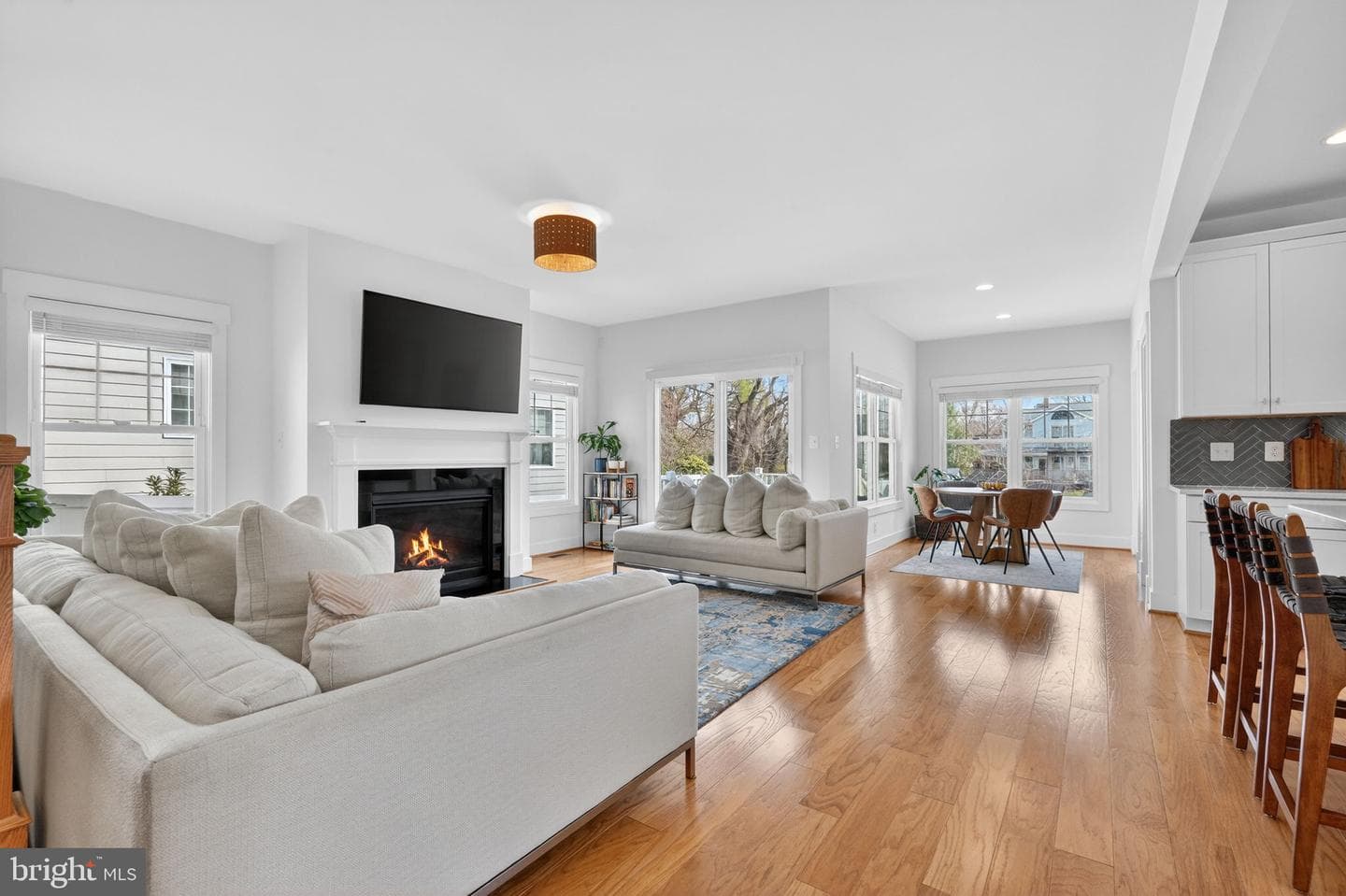 1417 S Nelson Street photo 5
