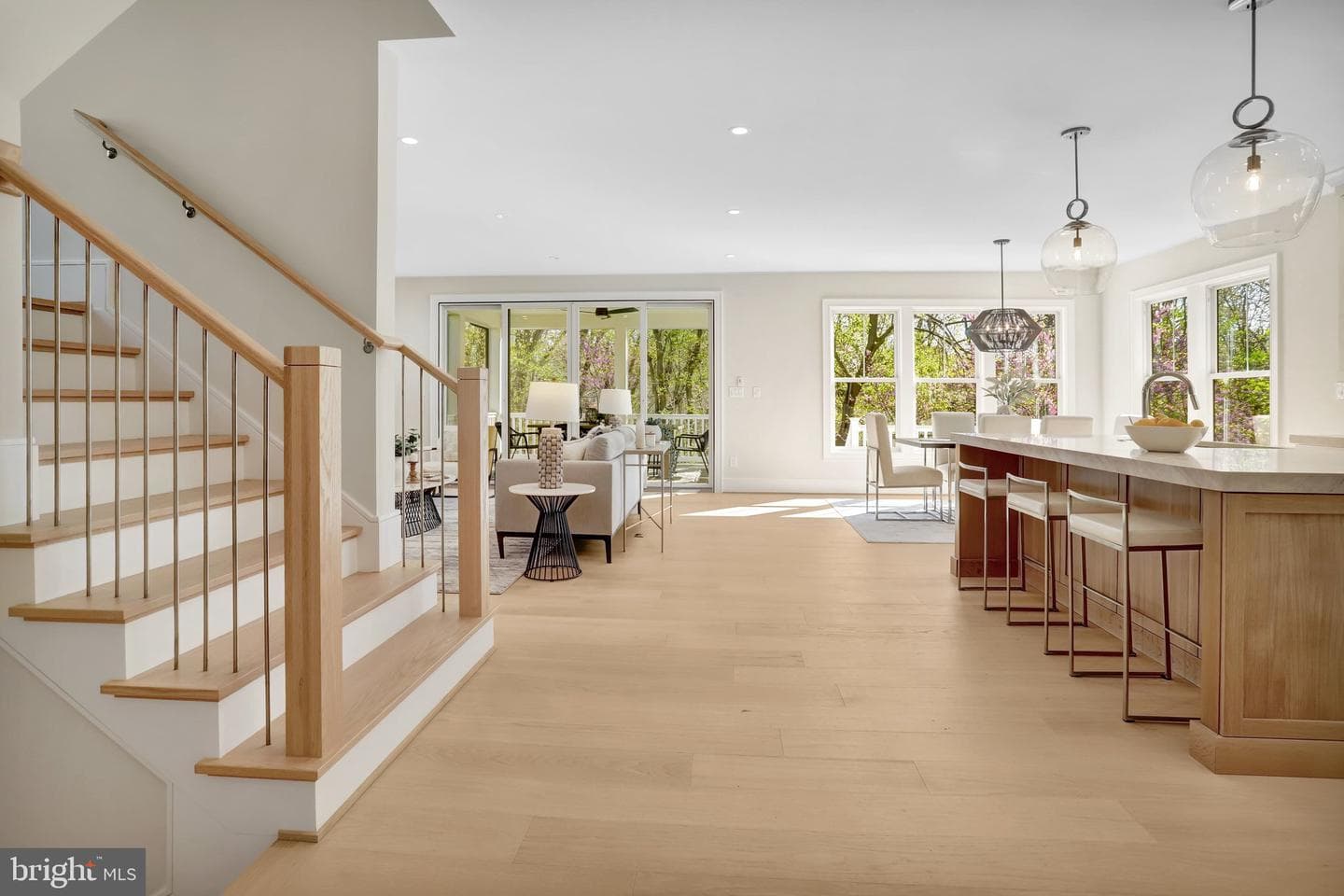 501 N Jefferson Street photo 26
