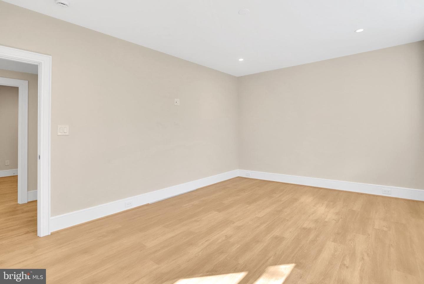 501 N Jefferson Street photo 64