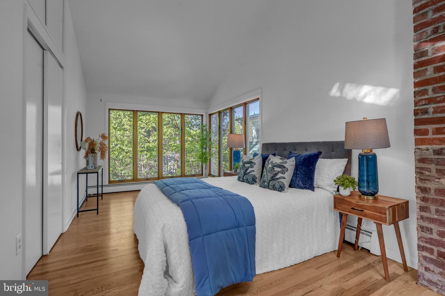 422 N Edgewood Street photo 35