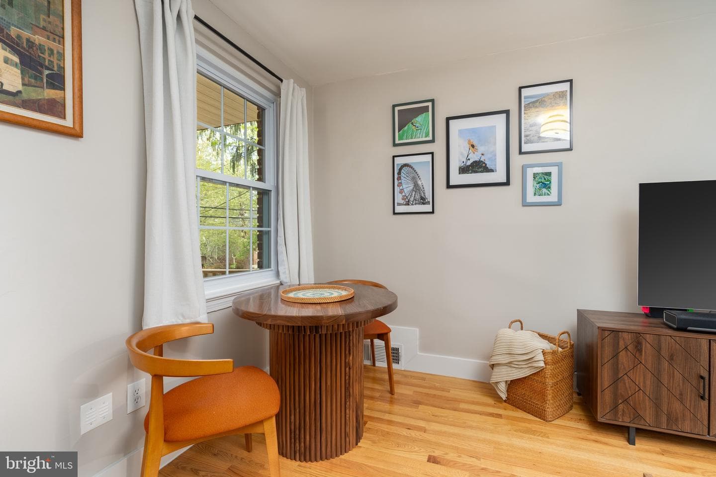 1628 N Colonial Terrace photo 5
