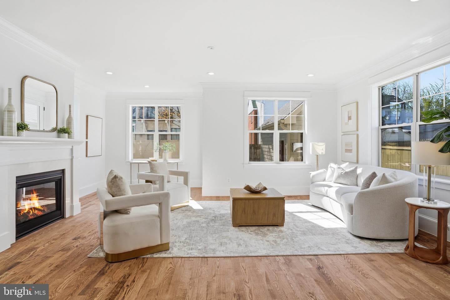 1310 S Poe Street photo 20