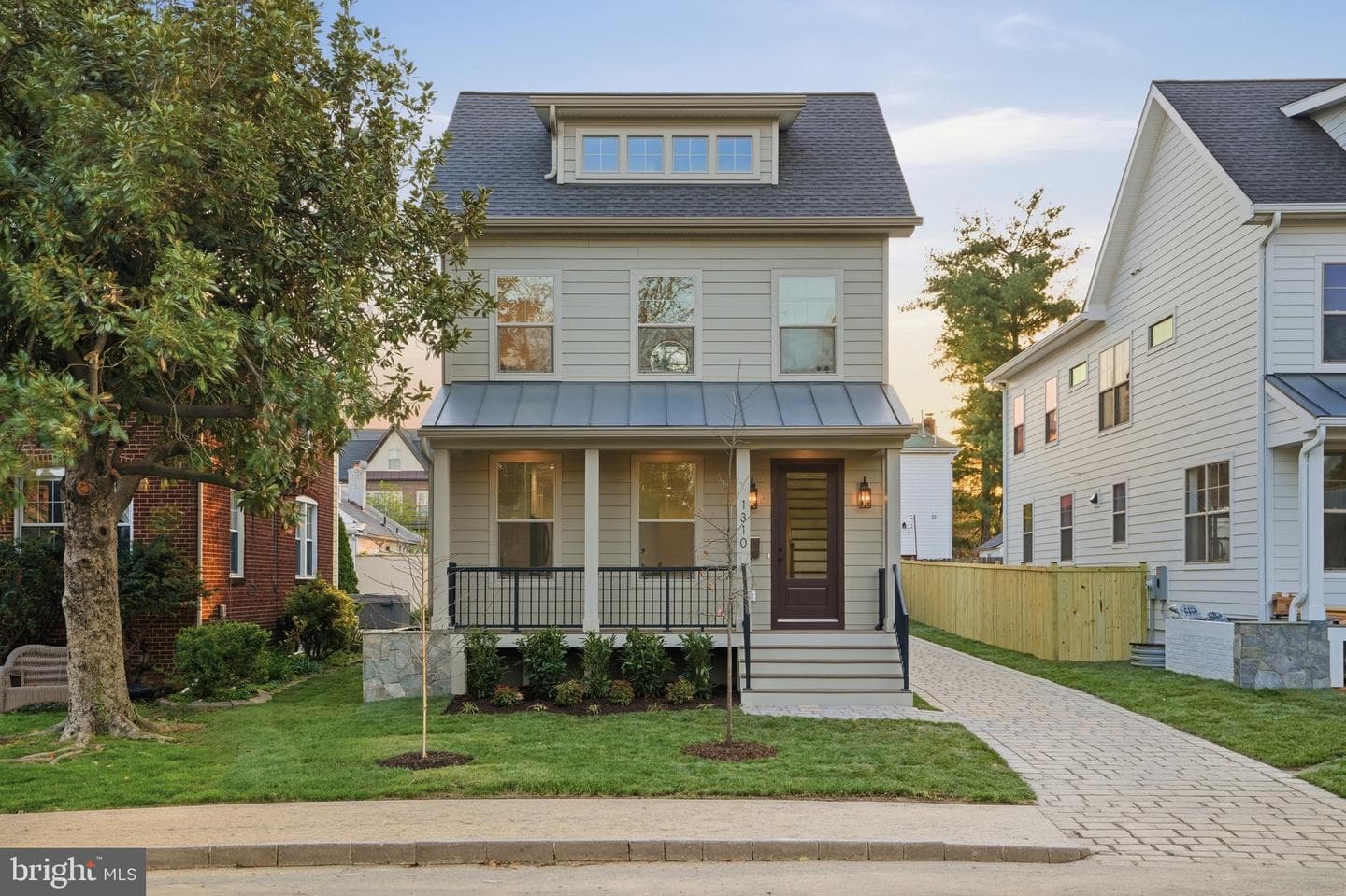 1310 S Poe Street photo 59