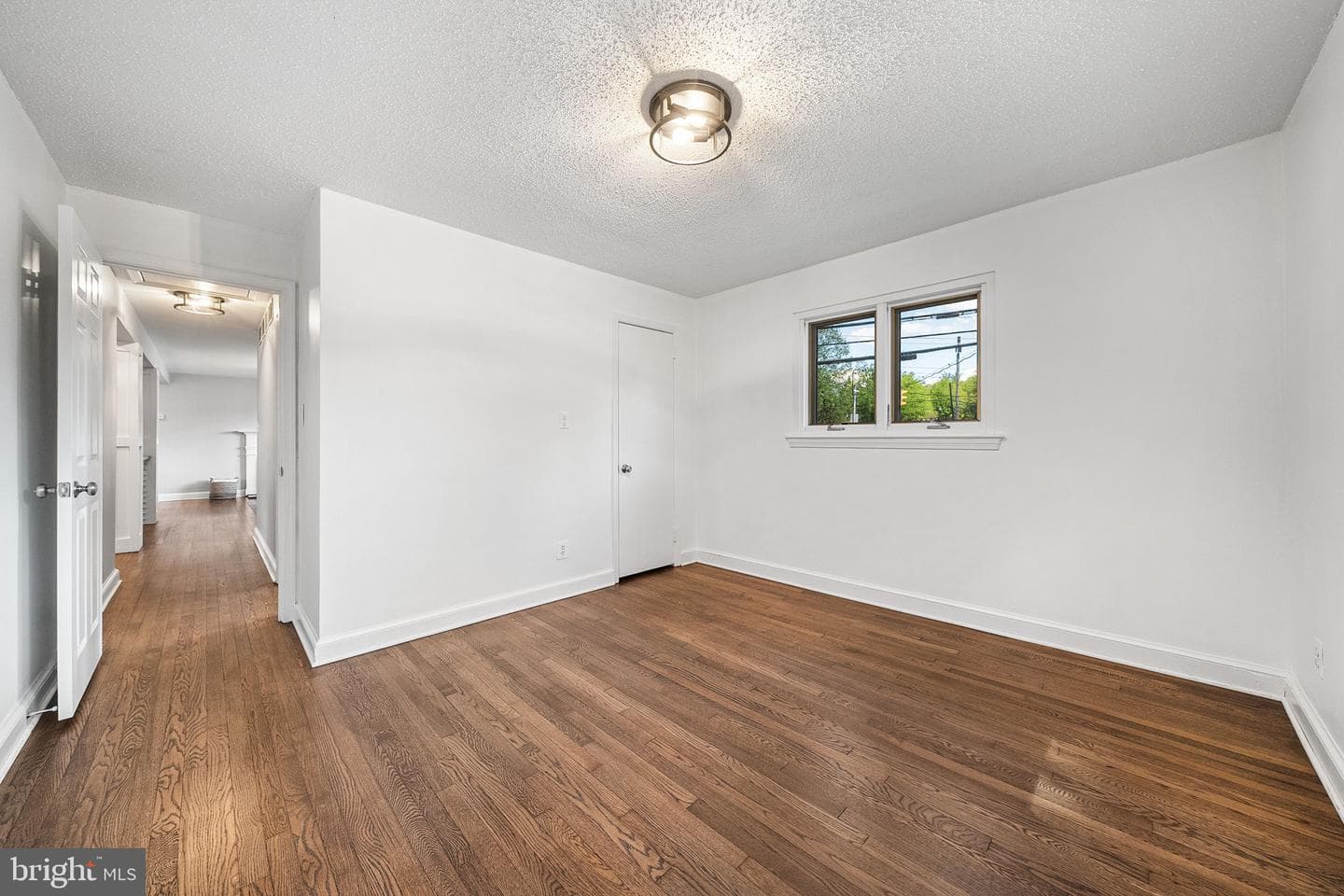 5400 Williamsburg Boulevard photo 19