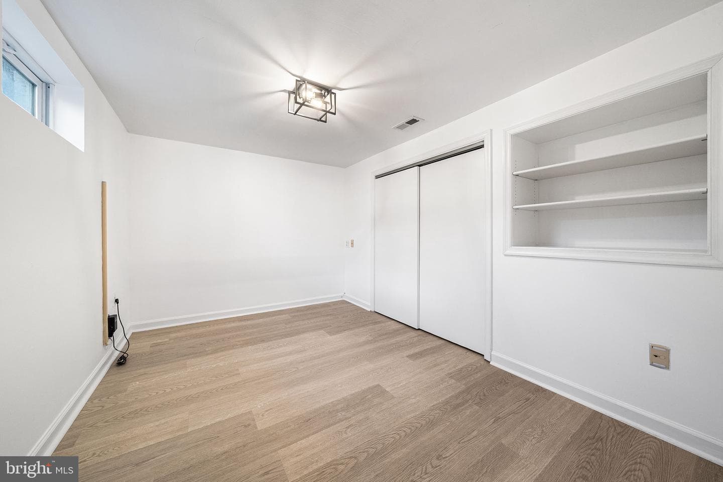 5400 Williamsburg Boulevard photo 25
