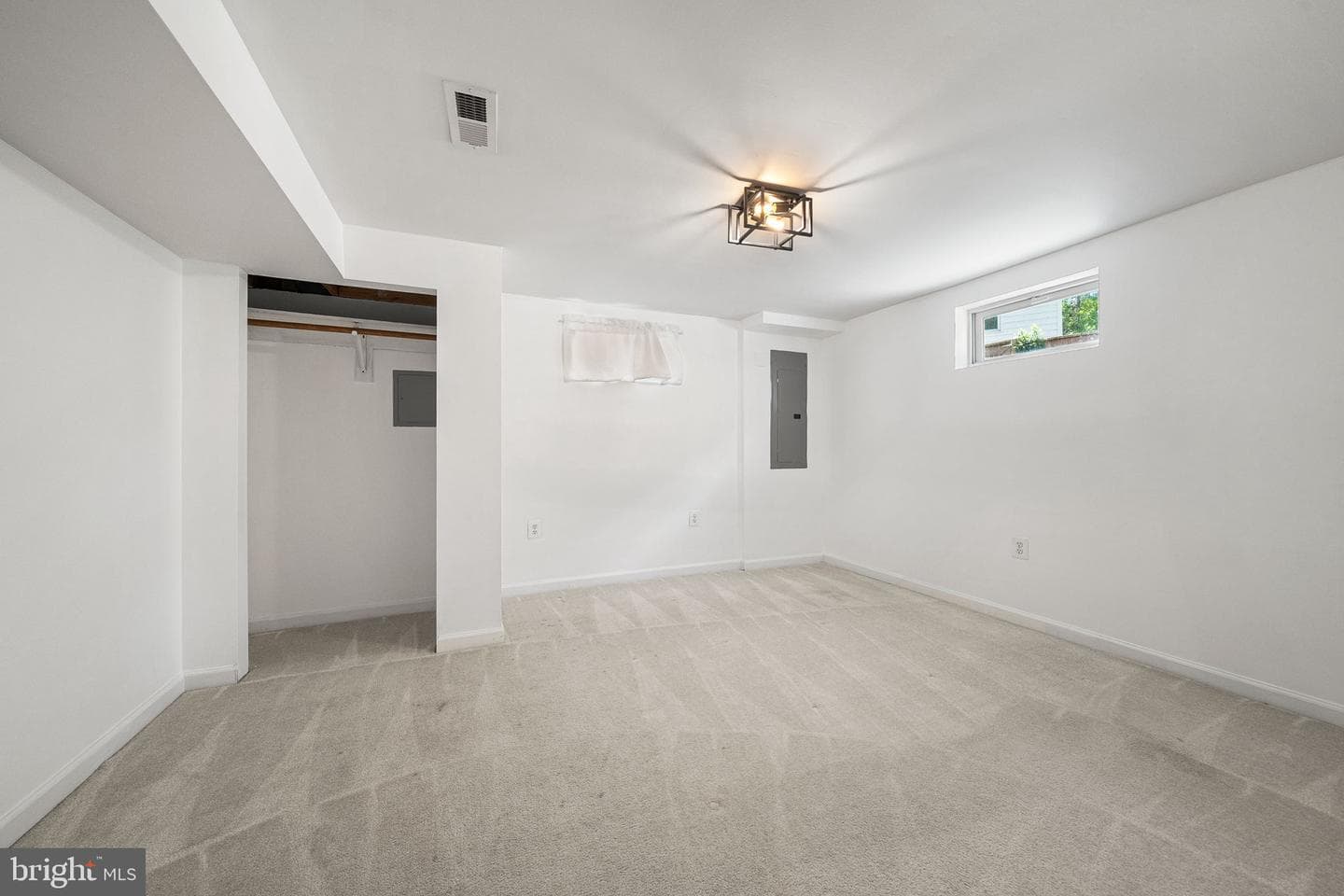 5400 Williamsburg Boulevard photo 26