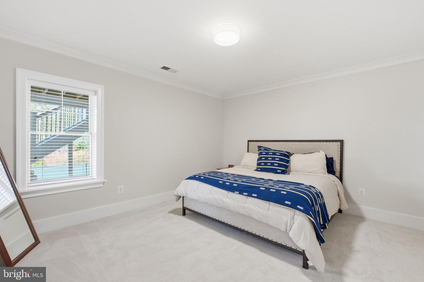 2907 N Kensington Street photo 60