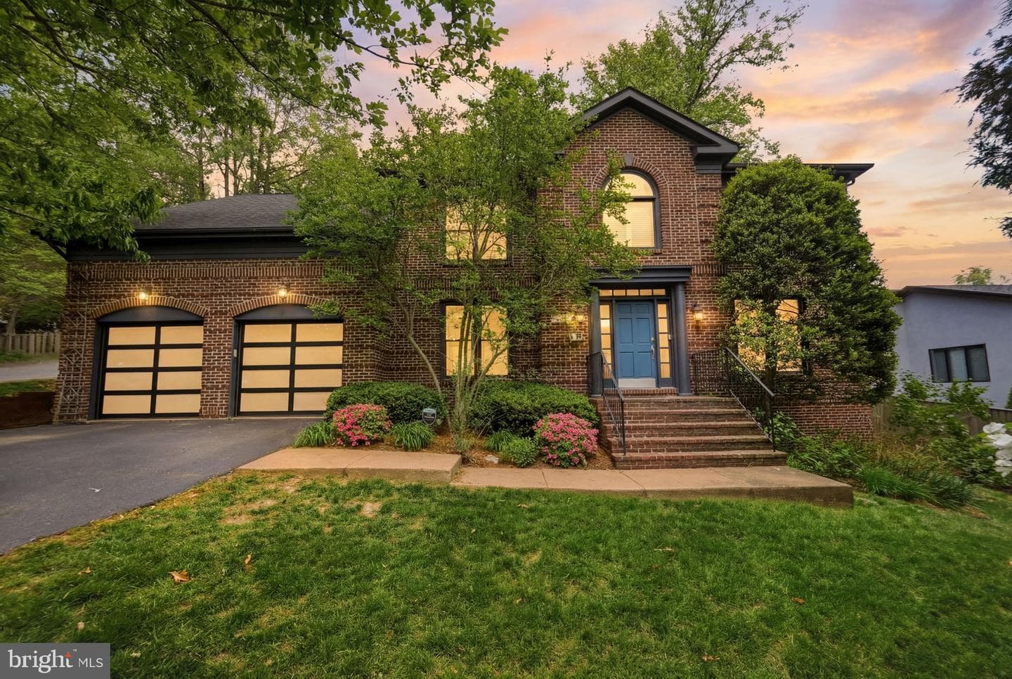 2235 Military Road photo 2