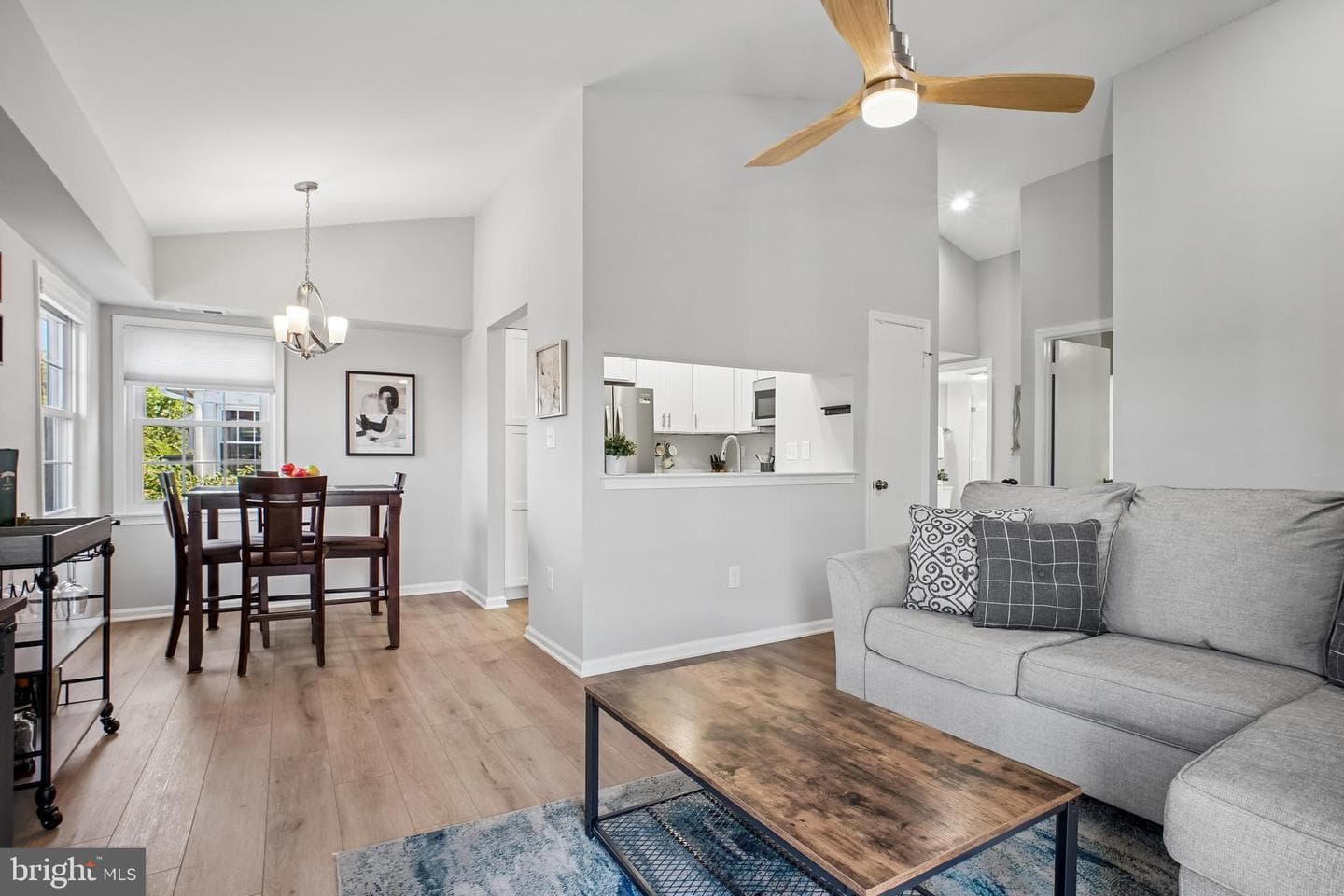 2813 S Woodrow Street #g photo 8