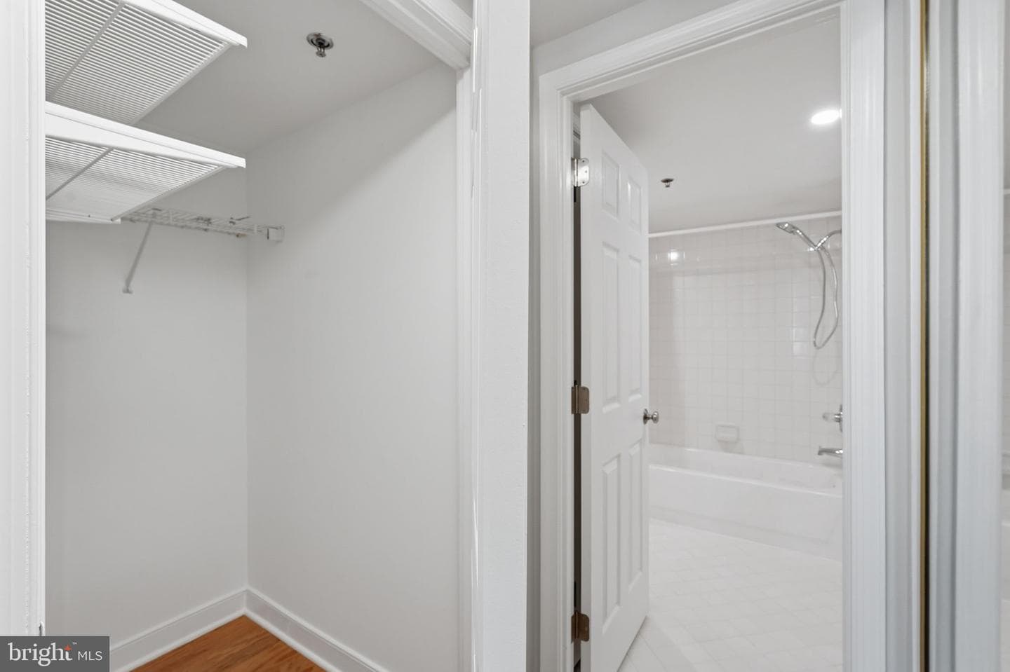 1045 N Utah Street #2-303 photo 23