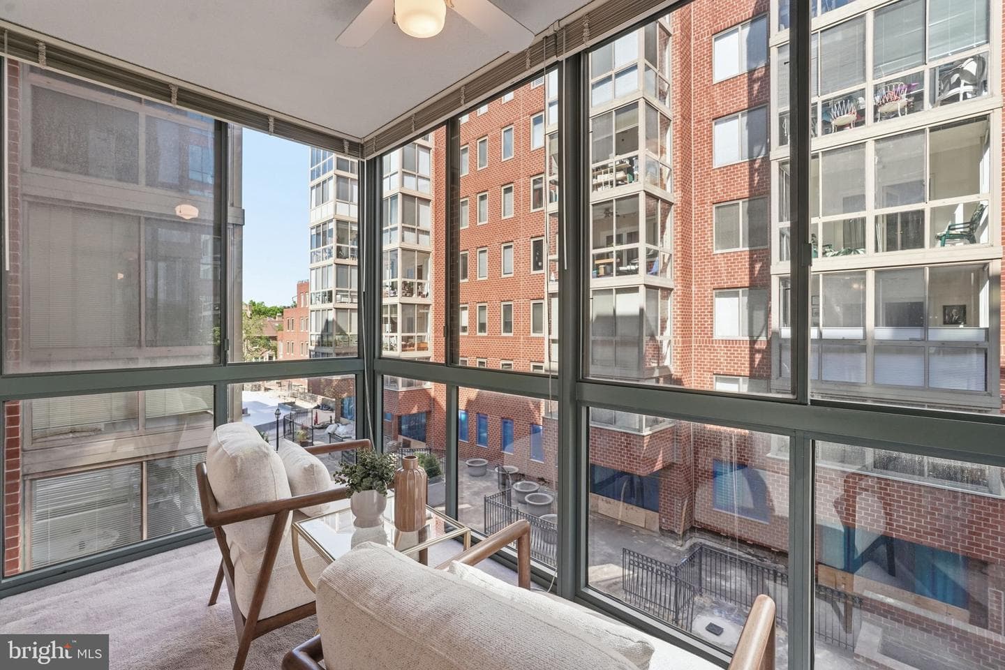 1045 N Utah Street #2-303 photo 8