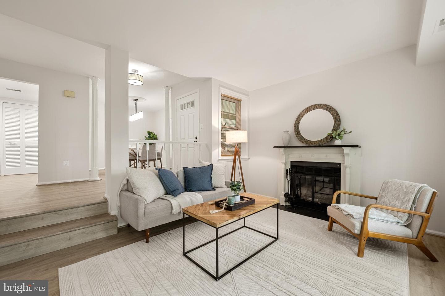 2811 S Woodrow Street #b photo 5