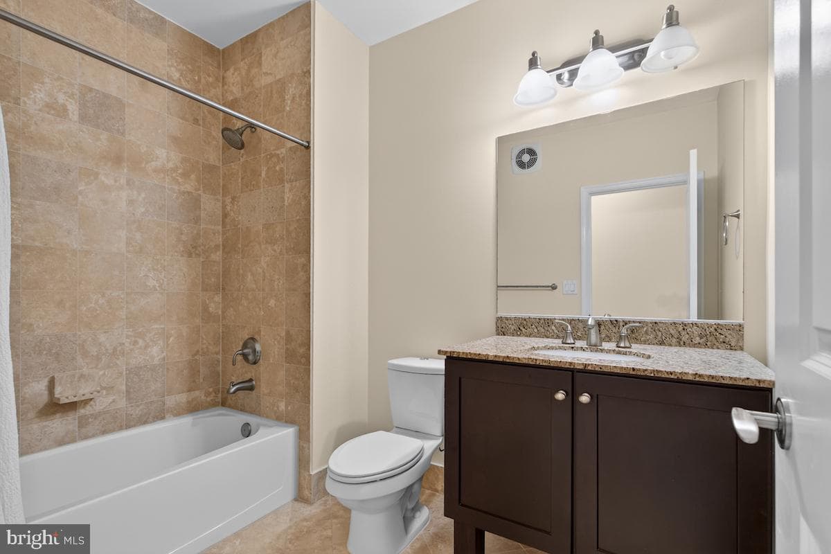 1418 N Rhodes Street #b417 photo 35