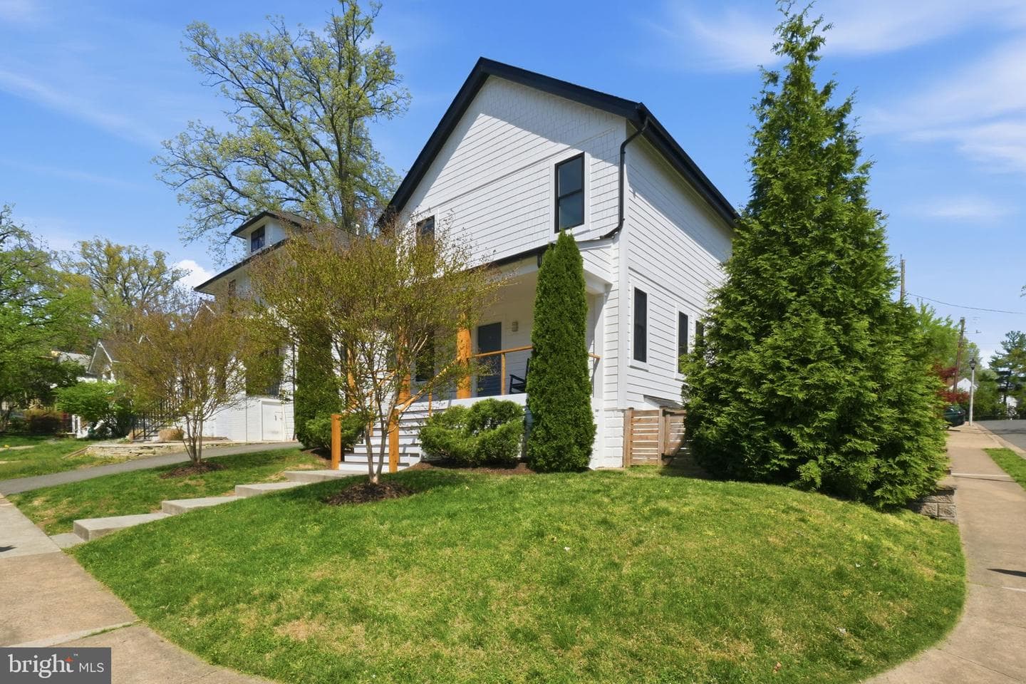 401 N Edgewood Street, Arlington