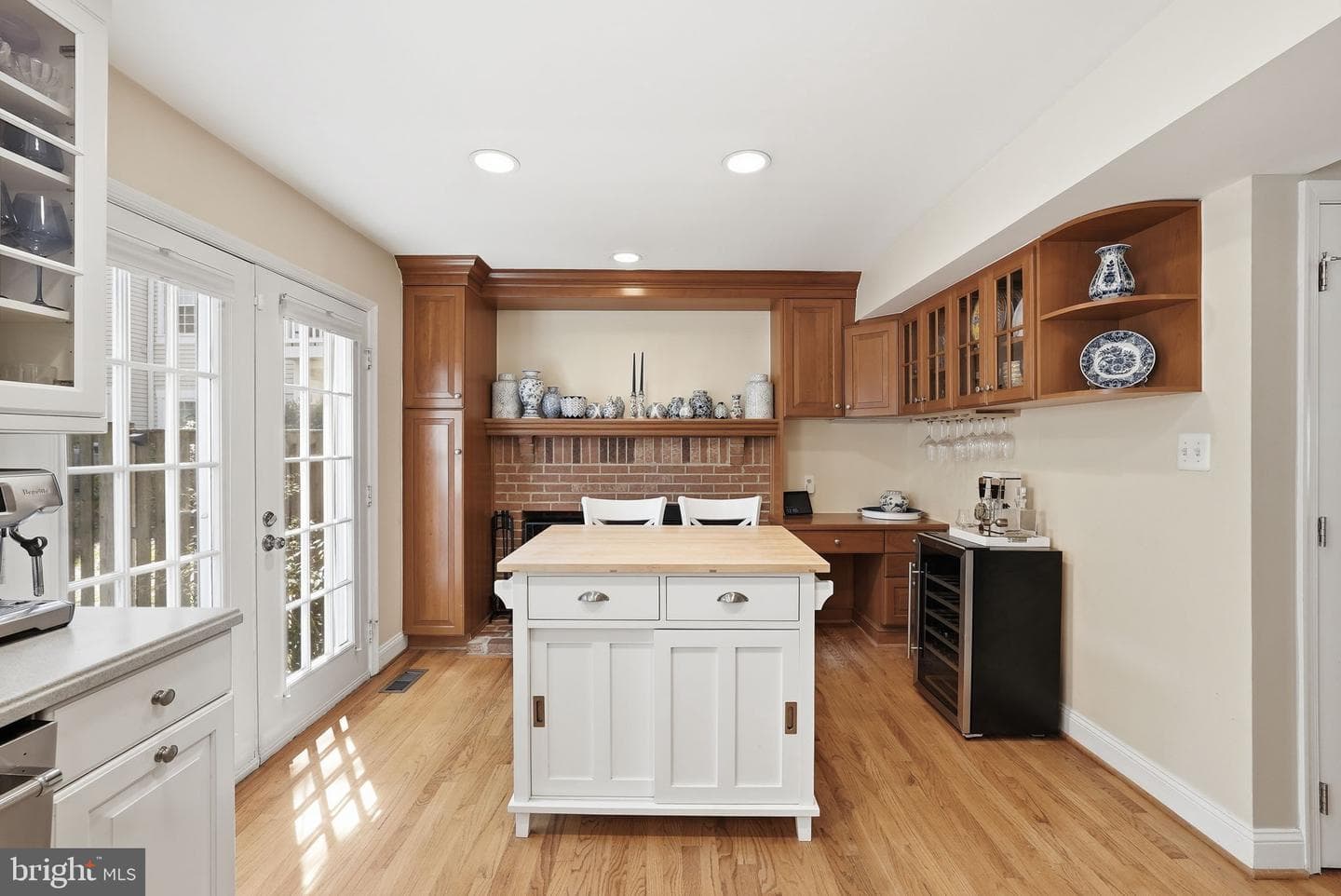 2556 S Arlington Mill Dr #3 photo 12