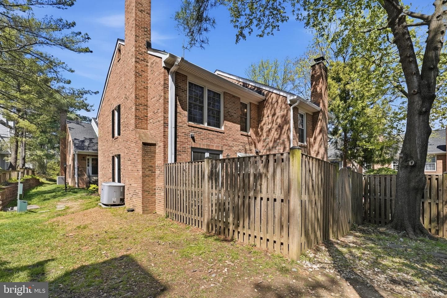 2556 S Arlington Mill Dr #3 photo 36