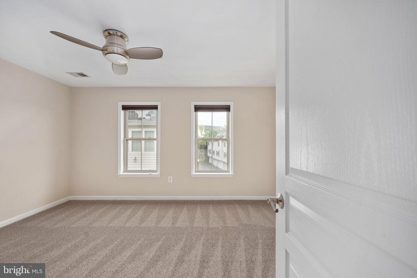 3327 Kemper Road photo 20