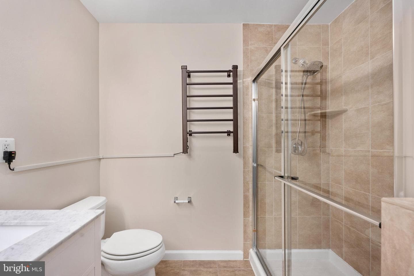 3327 Kemper Road photo 24