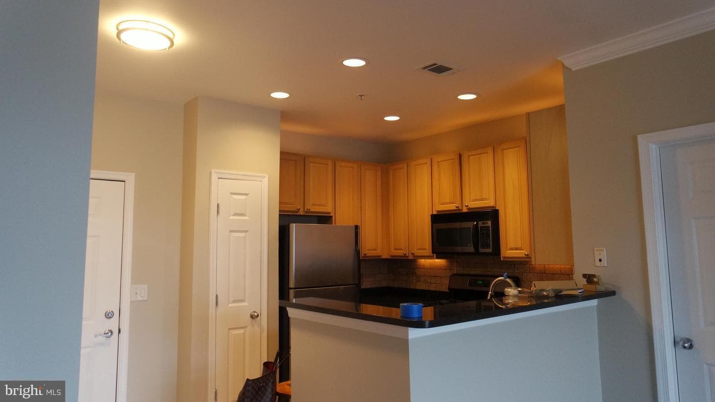 2055 26th Street S #5-302 photo 8