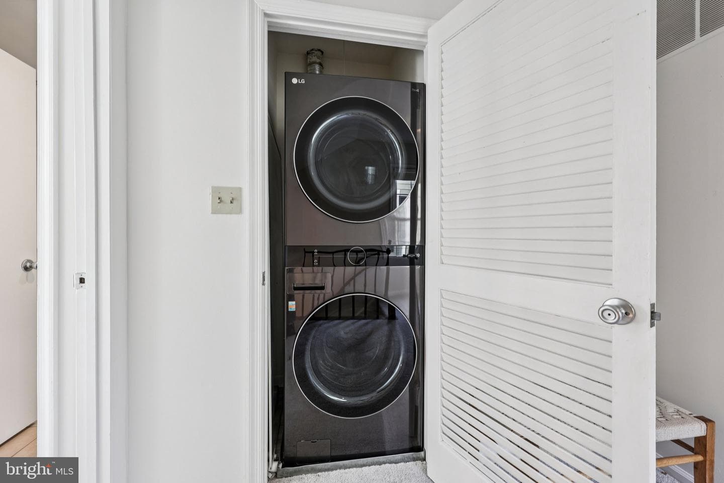 2807 S Woodrow Street #1 photo 25