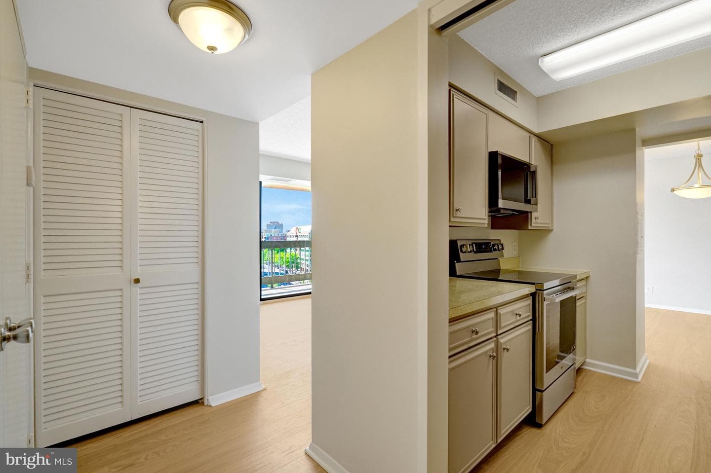 3800 Fairfax Drive #807 photo 16