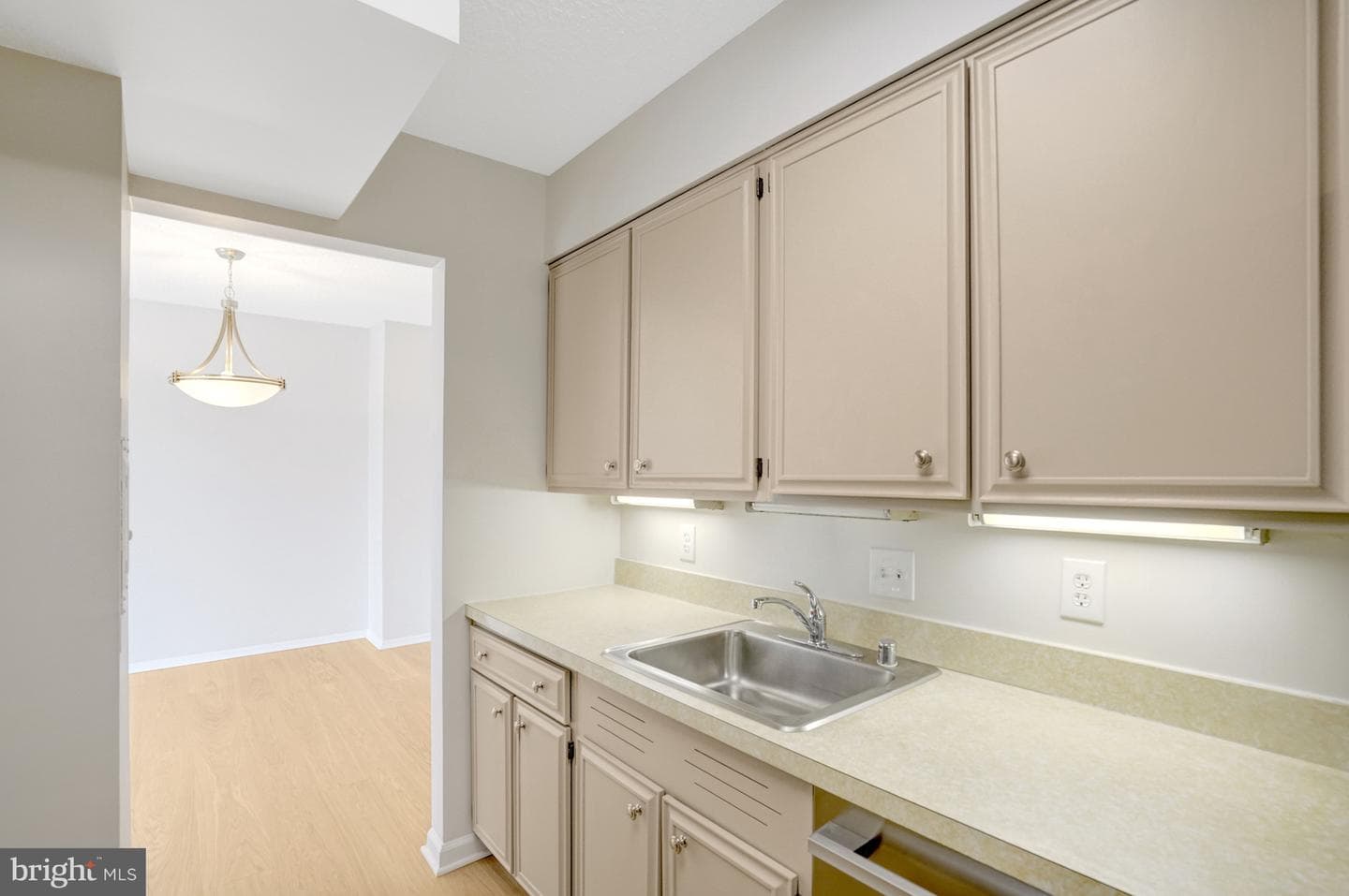 3800 Fairfax Drive #807 photo 6