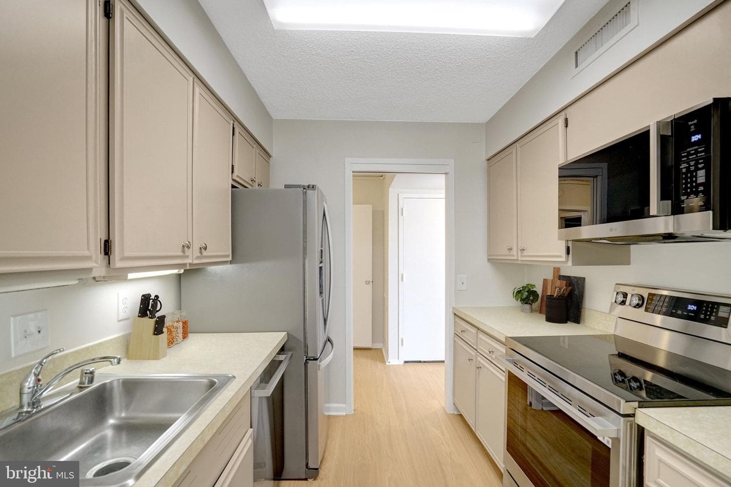 3800 Fairfax Drive #807 photo 7