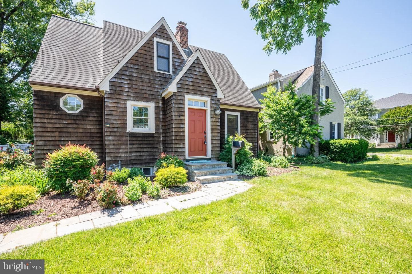 3528 6th Street S, Arlington