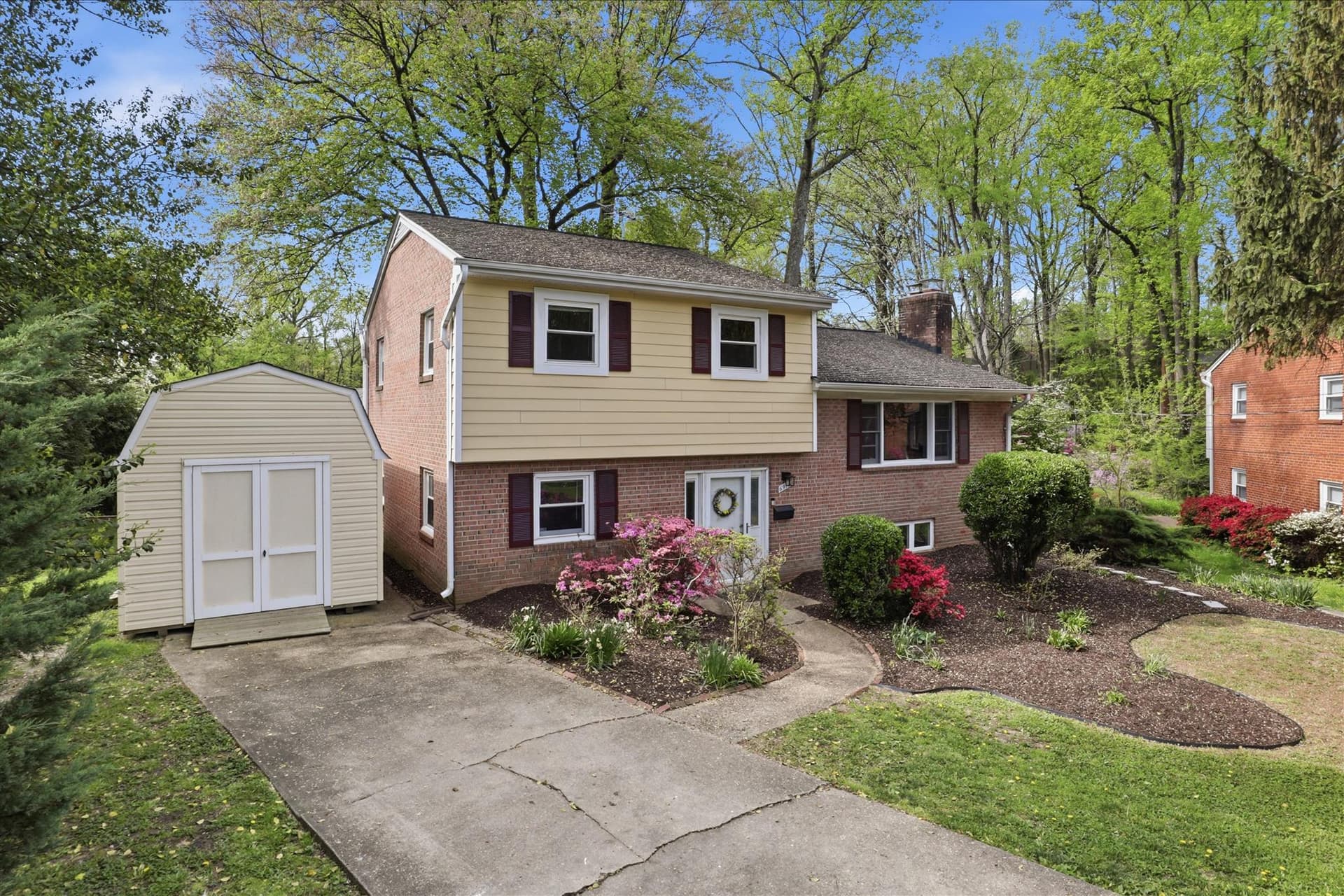 6912 30th Street N photo 4
