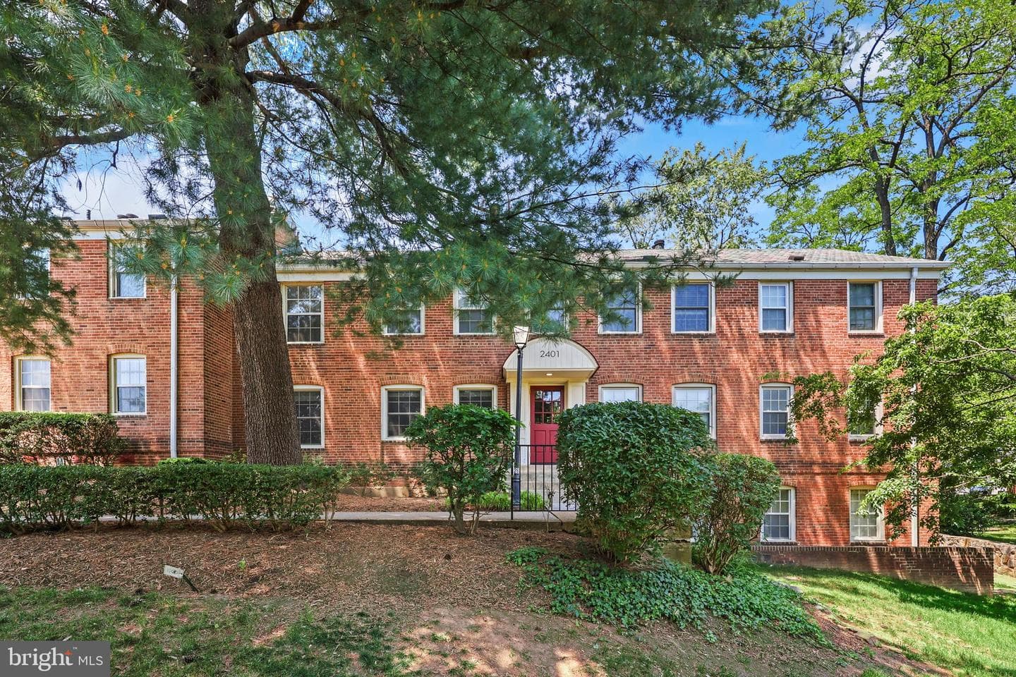 2401 Arlington Boulevard #101, Arlington