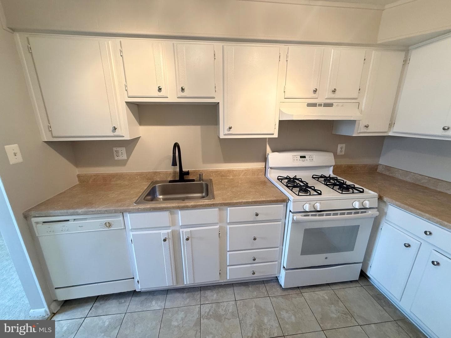 5111 8th Road S #203 photo 13