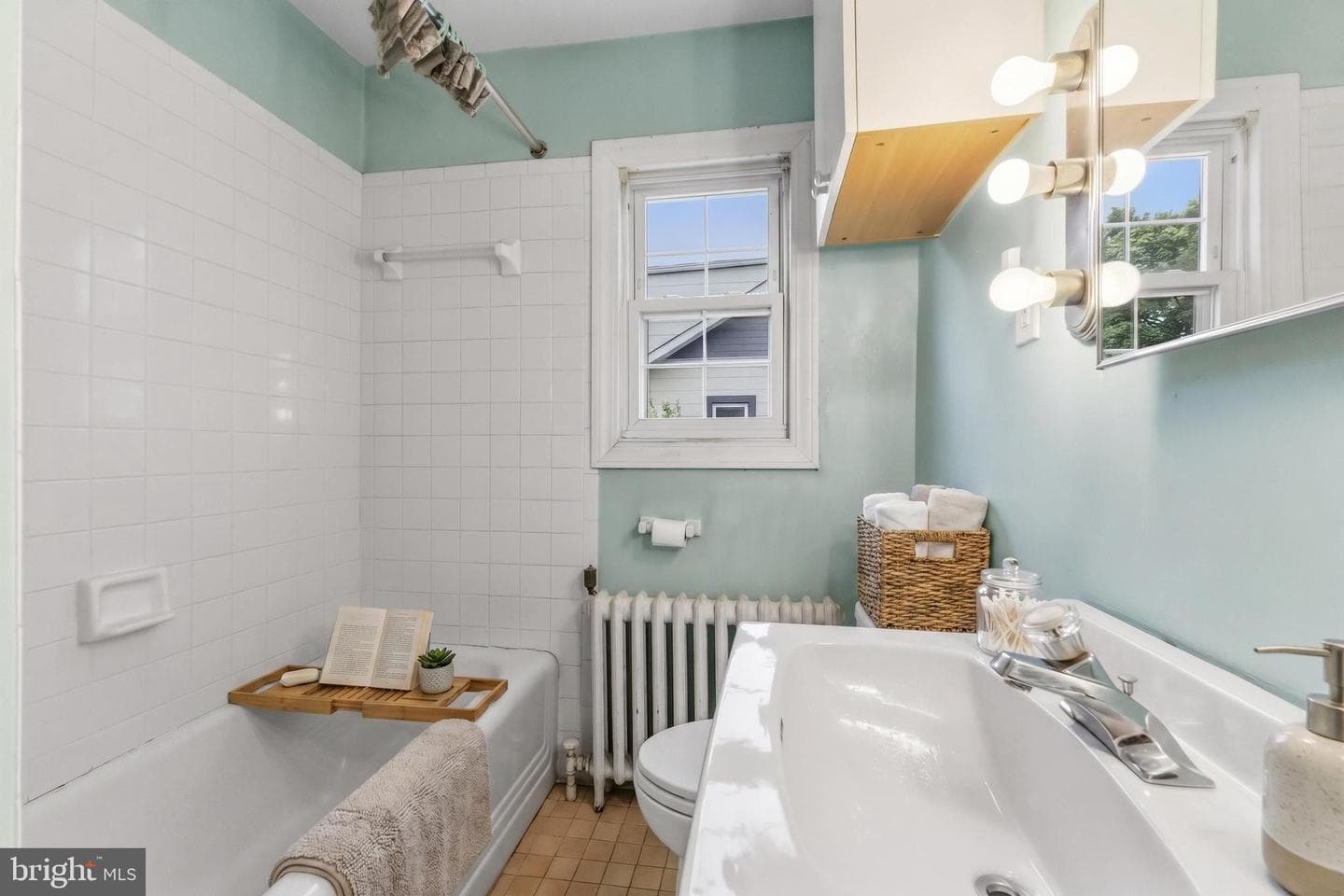 629 S Adams Street photo 17