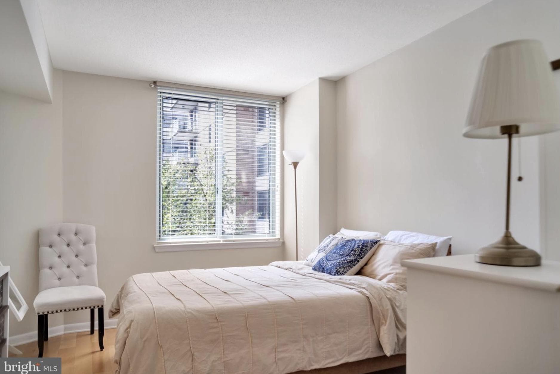851 N Glebe Road #402 photo 5