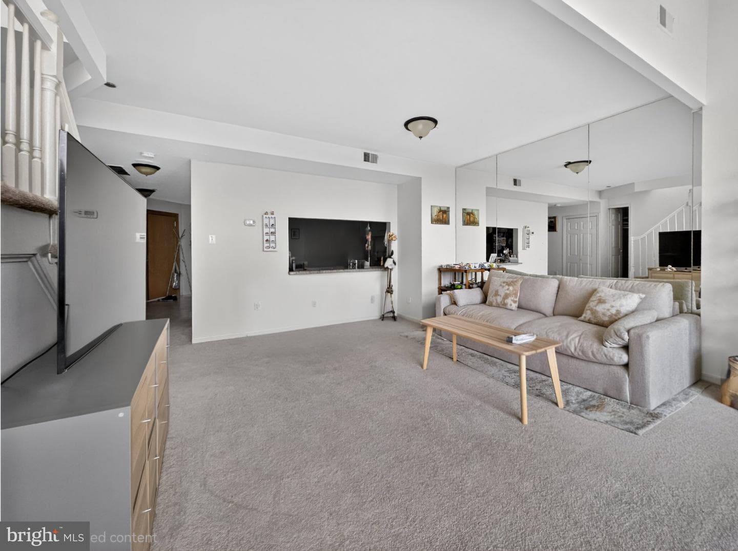 1301 N Courthouse Road #1803 photo 12