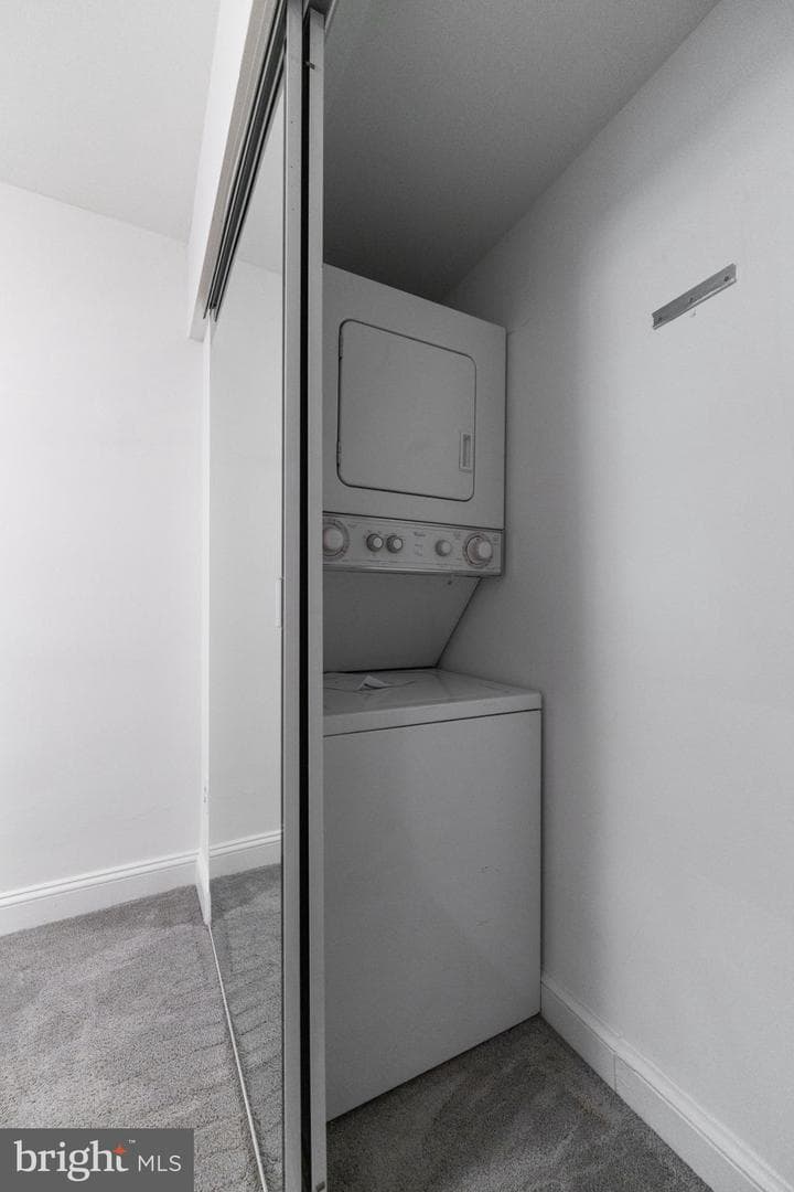 2104 N Scott Street #35 photo 22
