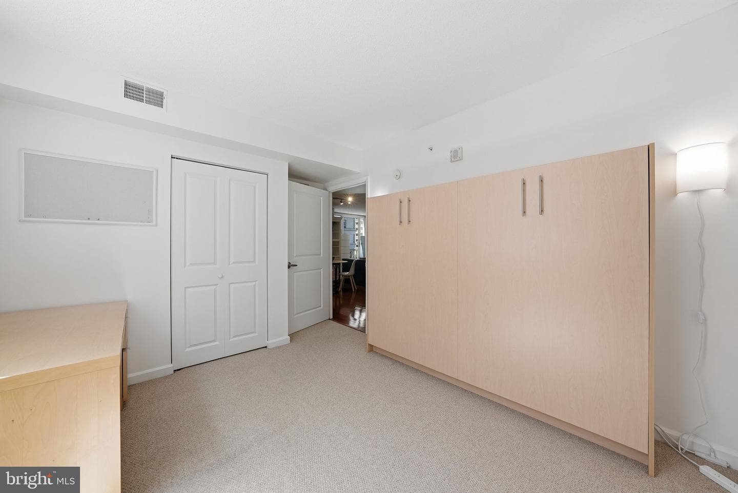 880 N Pollard Street #425 photo 17