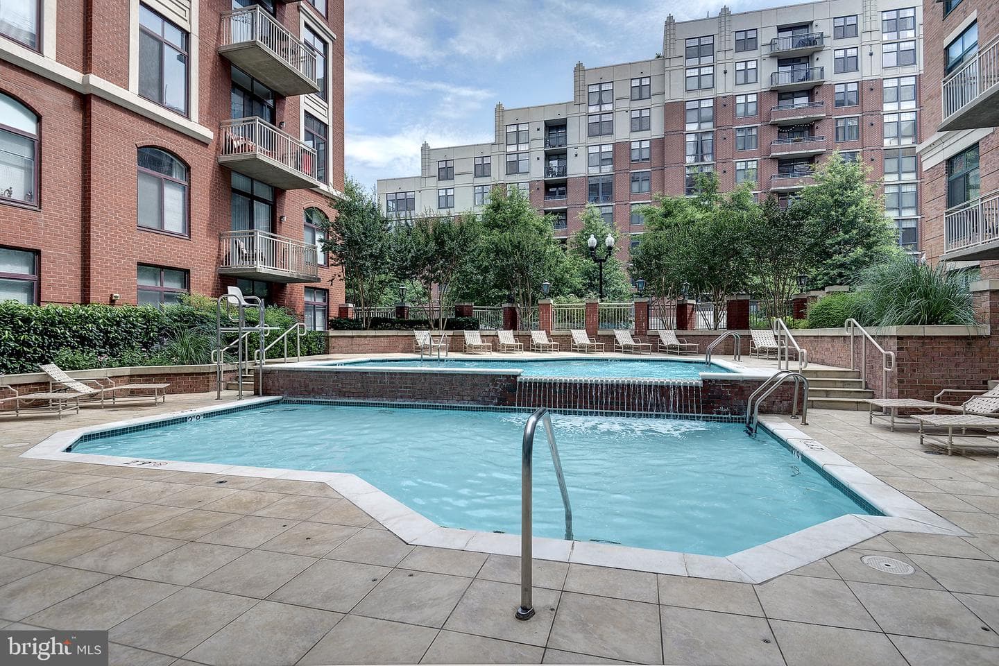 1205 N Garfield Street #306 photo 19