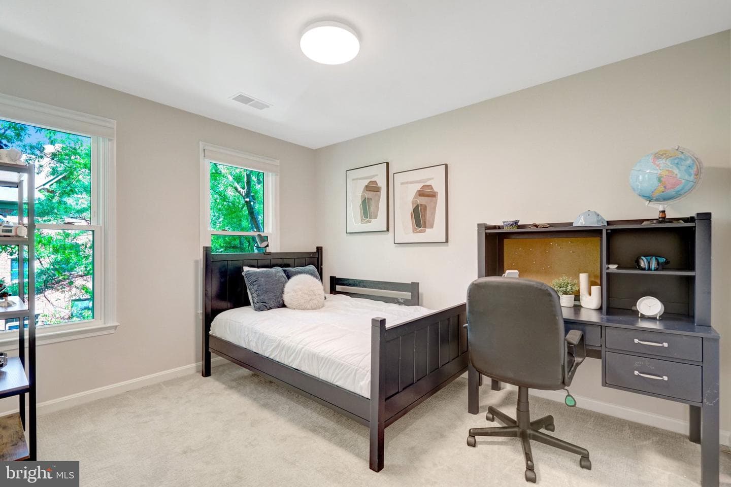 2622 N Fairfax Drive photo 34