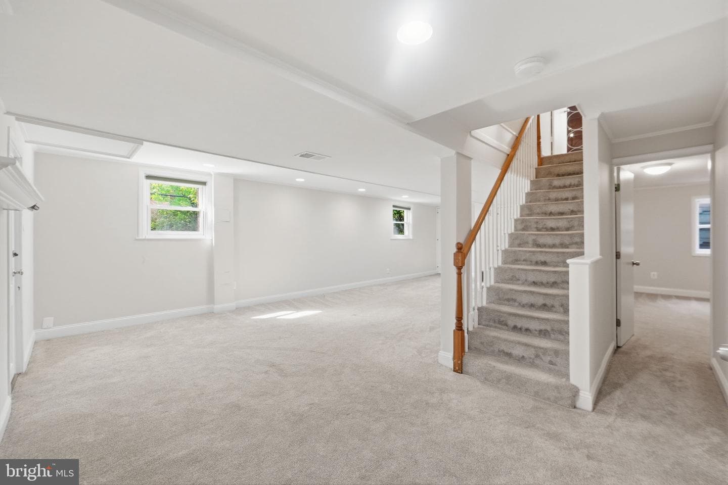 2351 N Vermont Street N photo 32