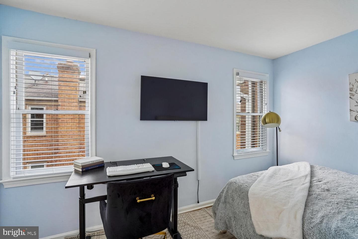 1179 N Vernon Street photo 18